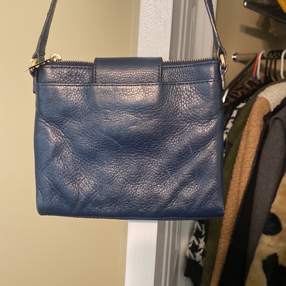Michael Kors blue purse - Picture 5 of 11